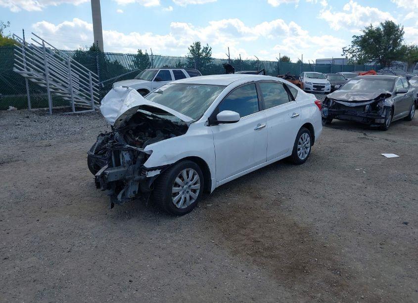 Photo 2 of 2018 Nissan Sentra S (VIN 3N1AB7APXJY323162)