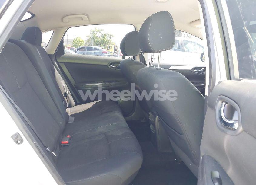 Photo 8 of 2018 Nissan Sentra S (VIN 3N1AB7APXJY325137)