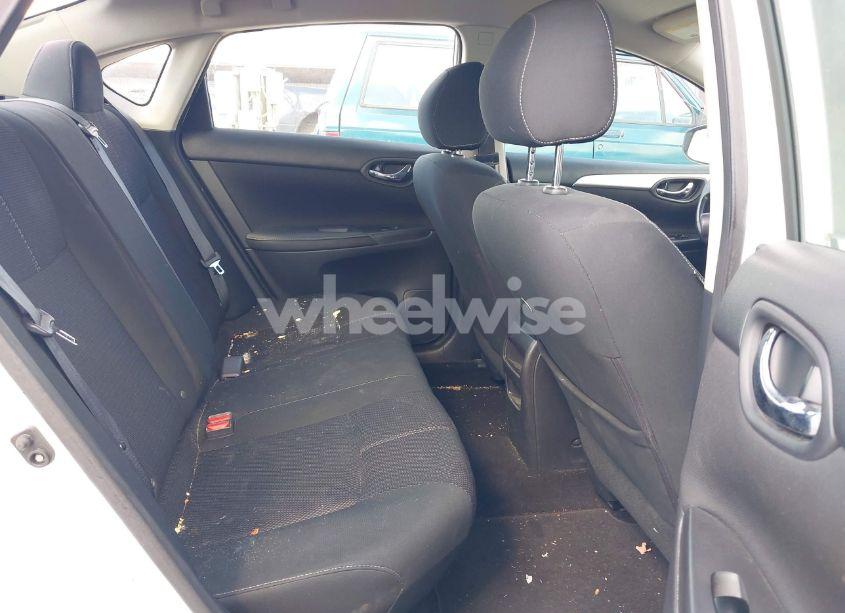 Photo 8 of 2018 Nissan Sentra S (VIN 3N1AB7APXJY325686)