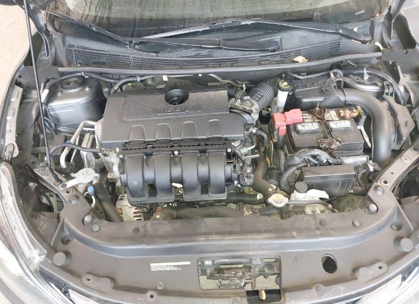 Photo 10 of 2018 Nissan Sentra S (VIN 3N1AB7APXJY328281)