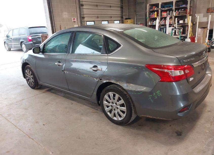 Photo 3 of 2018 Nissan Sentra S (VIN 3N1AB7APXJY328281)