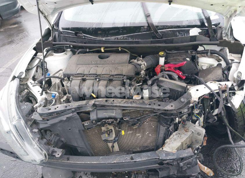 Photo 10 of 2018 Nissan Sentra S (VIN 3N1AB7APXJY337529)