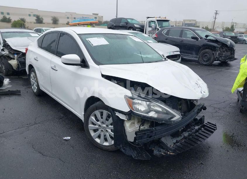 Photo 14 of 2018 Nissan Sentra S (VIN 3N1AB7APXJY337529)