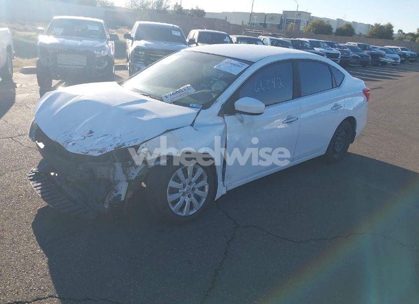 Photo 2 of 2018 Nissan Sentra S (VIN 3N1AB7APXJY337529)