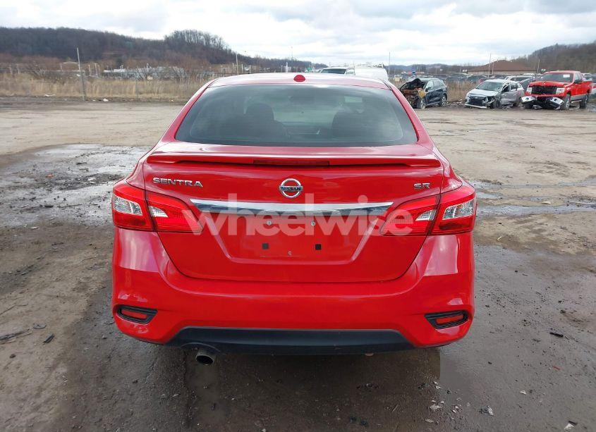 Photo 16 of 2018 Nissan Sentra SR (VIN 3N1AB7APXJY339135)