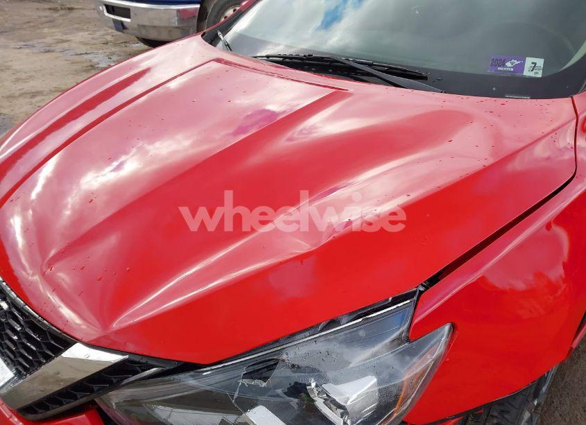 Photo 18 of 2018 Nissan Sentra SR (VIN 3N1AB7APXJY339135)