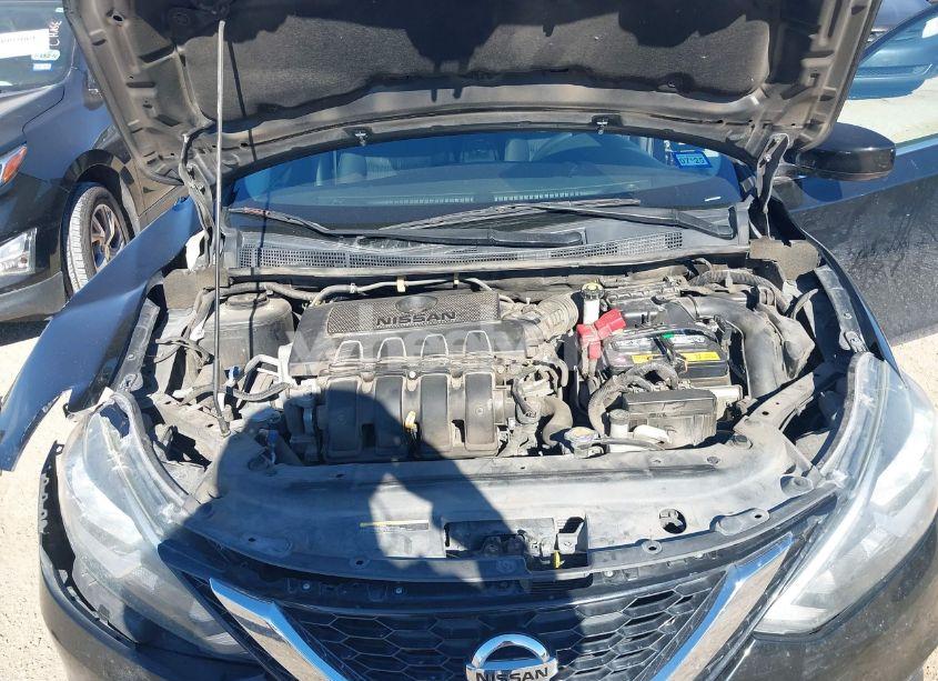 Photo 10 of 2018 Nissan Sentra SV (VIN 3N1AB7APXJY341984)