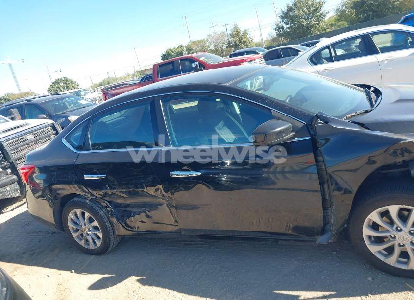 Photo 13 of 2018 Nissan Sentra SV (VIN 3N1AB7APXJY341984)