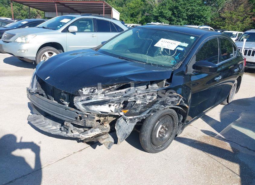 Photo 2 of 2018 Nissan Sentra S (VIN 3N1AB7APXJY346134)