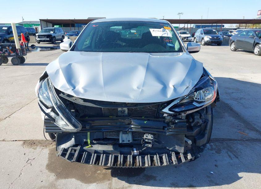 Photo 12 of 2019 Nissan Sentra SV (VIN 3N1AB7APXKL612797)