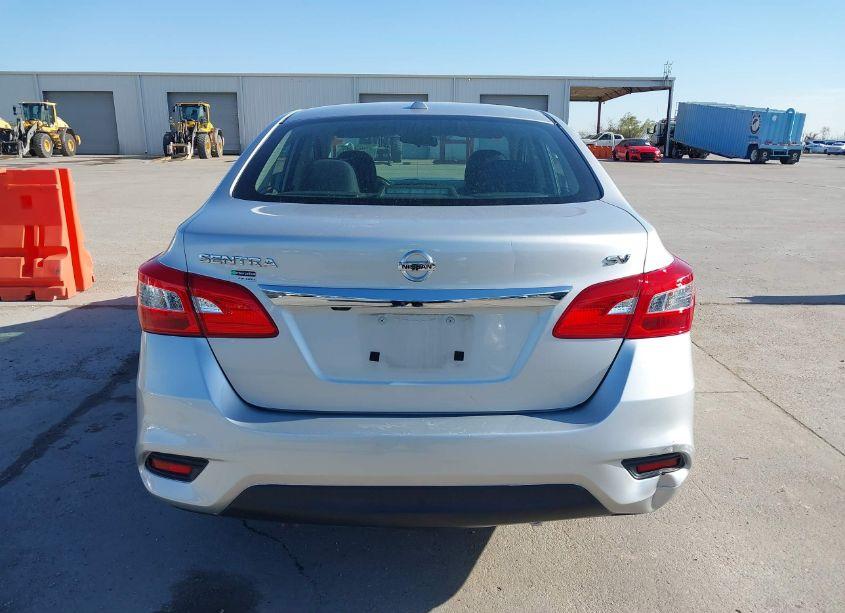 Photo 16 of 2019 Nissan Sentra SV (VIN 3N1AB7APXKL612797)