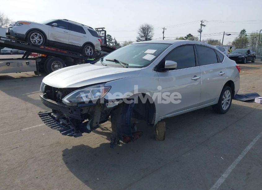 Photo 2 of 2019 Nissan Sentra S (VIN 3N1AB7APXKY202357)