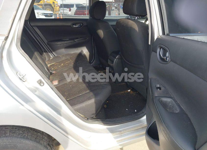 Photo 8 of 2019 Nissan Sentra S (VIN 3N1AB7APXKY202357)