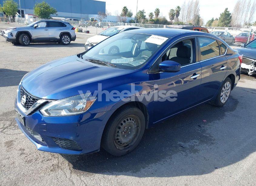 Photo 2 of 2019 Nissan Sentra S (VIN 3N1AB7APXKY204397)