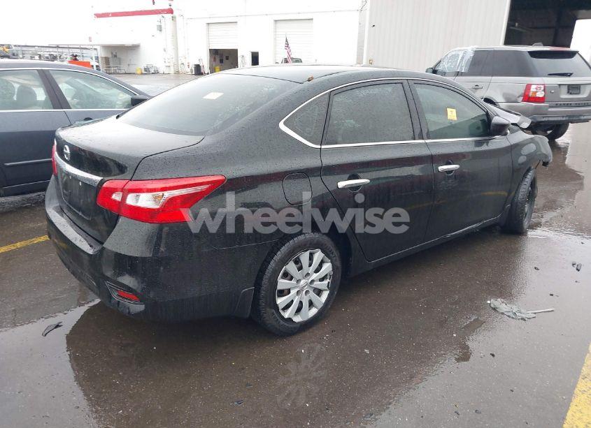 Photo 4 of 2019 Nissan Sentra S (VIN 3N1AB7APXKY210605)