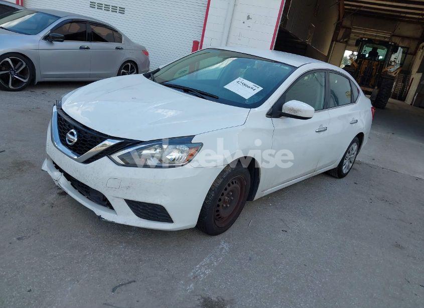 Photo 2 of 2019 Nissan Sentra S (VIN 3N1AB7APXKY230000)
