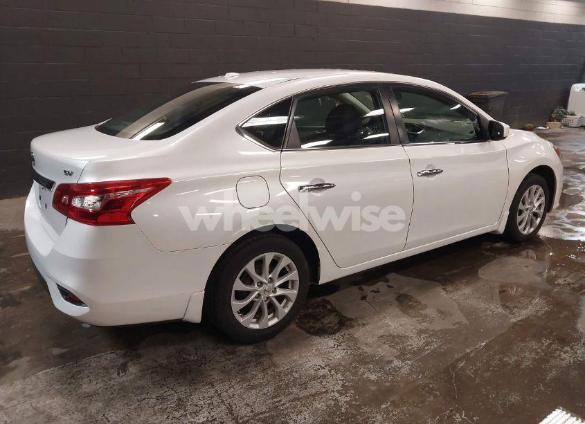 Photo 4 of 2019 Nissan Sentra SV (VIN 3N1AB7APXKY239831)