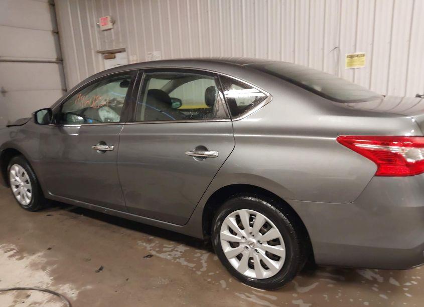 Photo 14 of 2019 Nissan Sentra S (VIN 3N1AB7APXKY241613)