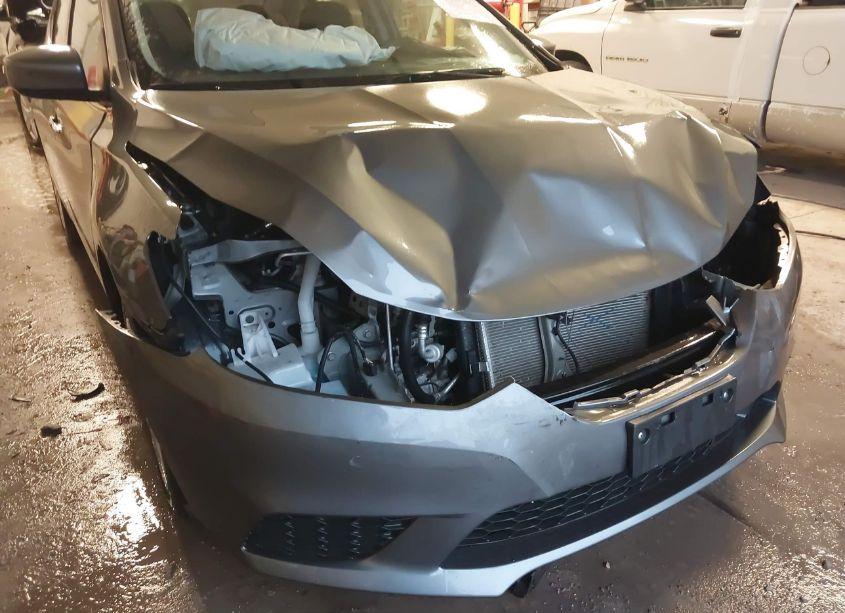 Photo 6 of 2019 Nissan Sentra S (VIN 3N1AB7APXKY241613)