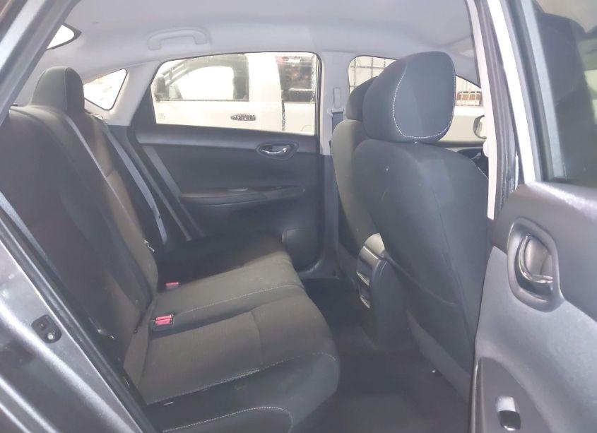 Photo 8 of 2019 Nissan Sentra S (VIN 3N1AB7APXKY241613)