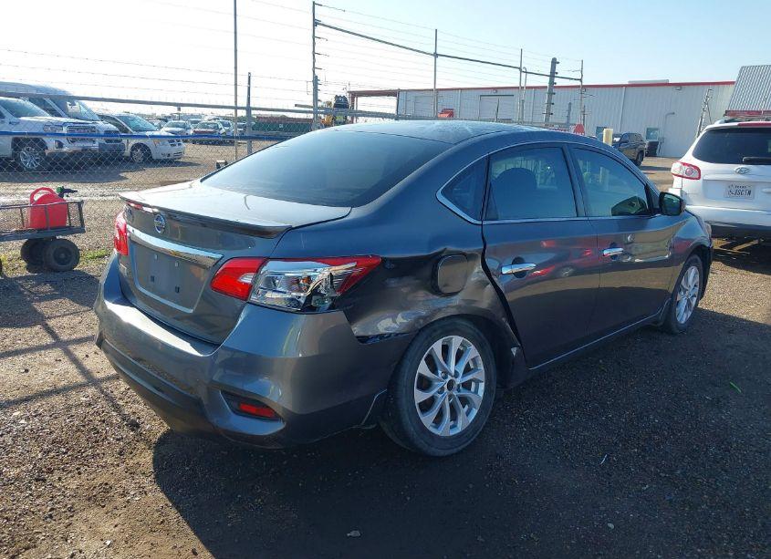 Photo 4 of 2019 Nissan Sentra S (VIN 3N1AB7APXKY271601)