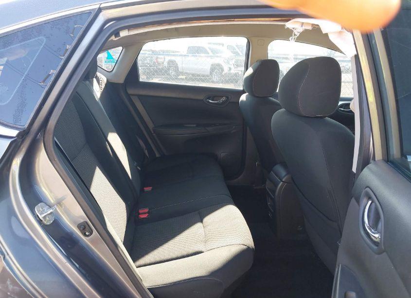 Photo 8 of 2019 Nissan Sentra S (VIN 3N1AB7APXKY271601)