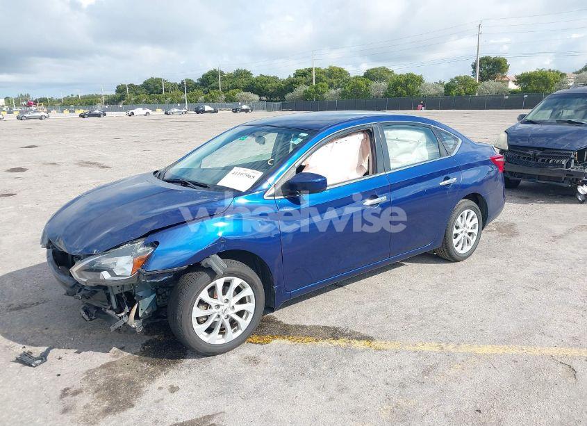 Photo 2 of 2019 Nissan Sentra SV (VIN 3N1AB7APXKY285336)