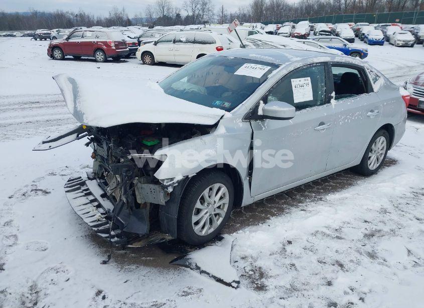 Photo 2 of 2019 Nissan Sentra SV (VIN 3N1AB7APXKY296269)