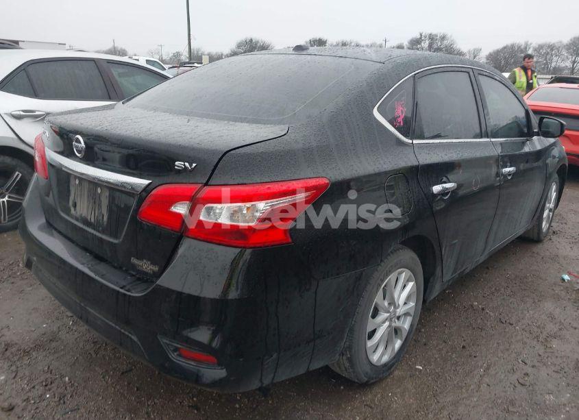 Photo 4 of 2019 Nissan Sentra SV (VIN 3N1AB7APXKY297695)