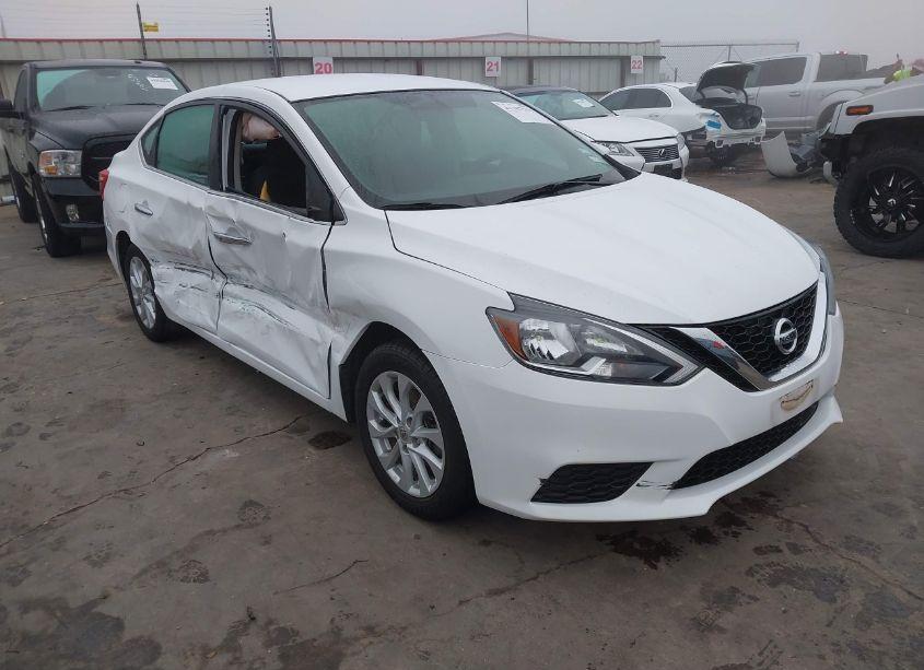 2019 Nissan Sentra SV (VIN 3N1AB7APXKY310011) main photo