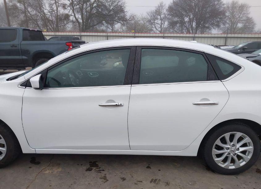 Photo 14 of 2019 Nissan Sentra SV (VIN 3N1AB7APXKY310011)