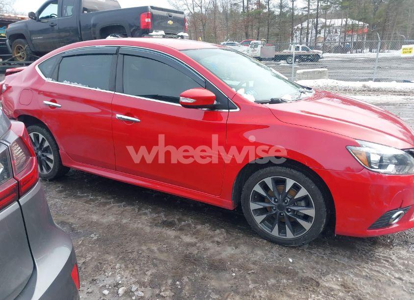 Photo 13 of 2019 Nissan Sentra SR (VIN 3N1AB7APXKY310753)