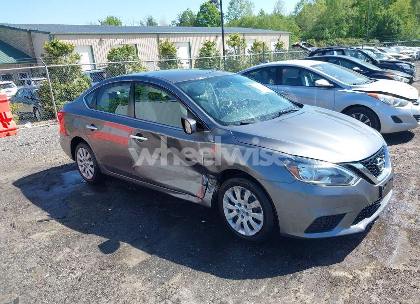 2019 Nissan Sentra S (VIN 3N1AB7APXKY320330) main photo