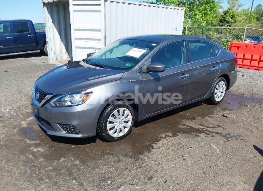 Photo 2 of 2019 Nissan Sentra S (VIN 3N1AB7APXKY320330)
