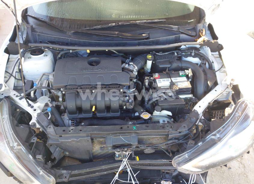 Photo 10 of 2019 Nissan Sentra SV (VIN 3N1AB7APXKY320909)