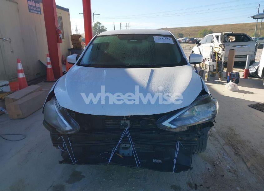 Photo 12 of 2019 Nissan Sentra SV (VIN 3N1AB7APXKY320909)