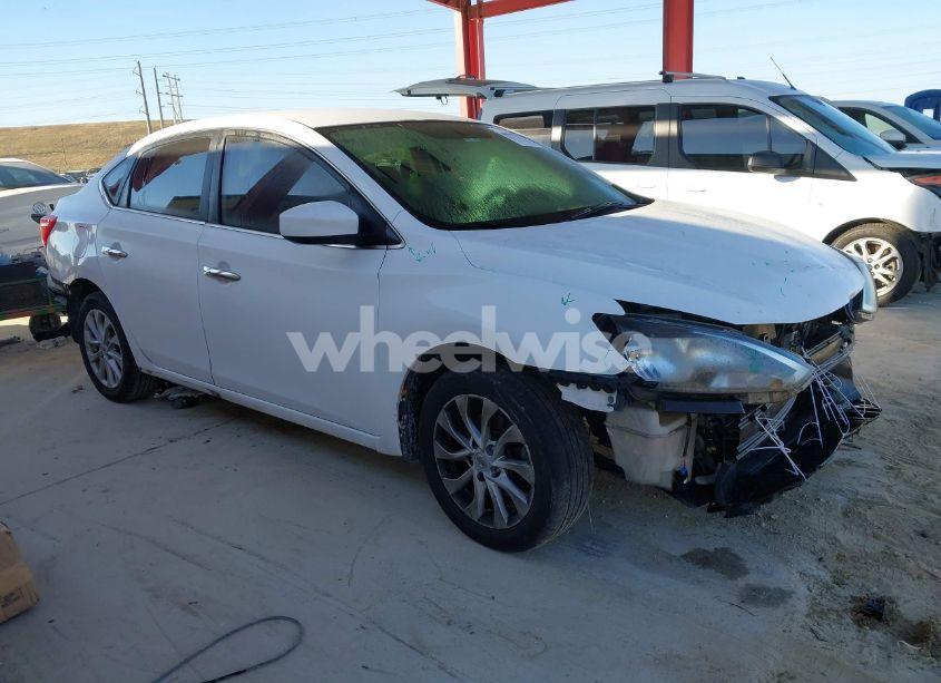 Photo 13 of 2019 Nissan Sentra SV (VIN 3N1AB7APXKY320909)