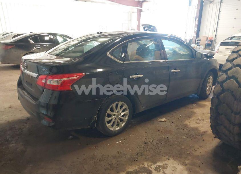 Photo 4 of 2019 Nissan Sentra SV (VIN 3N1AB7APXKY326967)