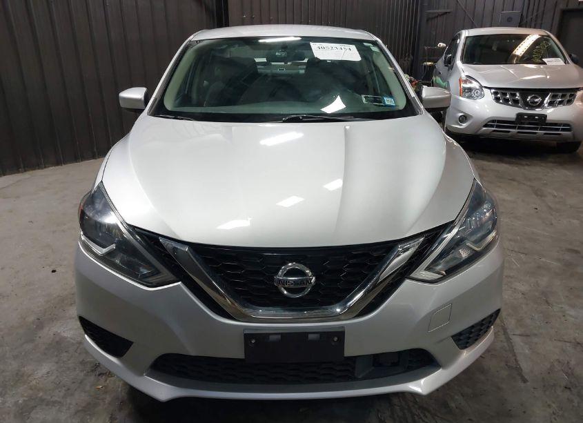 Photo 12 of 2019 Nissan Sentra SV (VIN 3N1AB7APXKY335068)