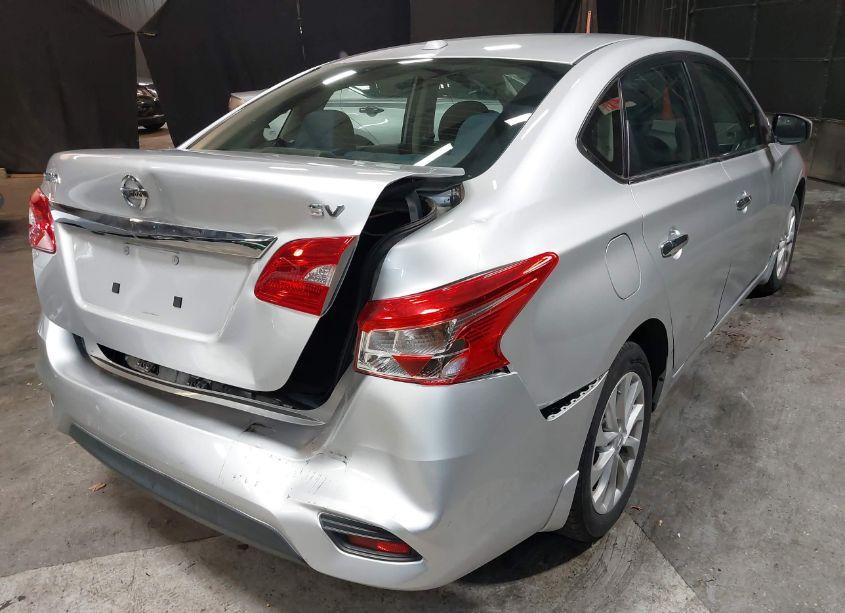 Photo 4 of 2019 Nissan Sentra SV (VIN 3N1AB7APXKY335068)