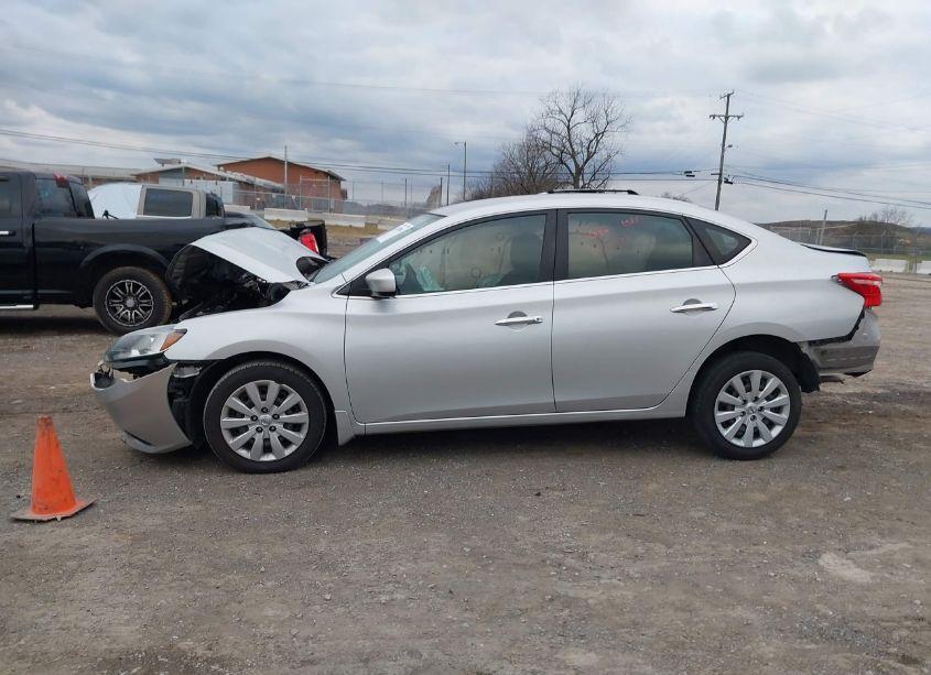 Photo 14 of 2019 Nissan Sentra S (VIN 3N1AB7APXKY335510)