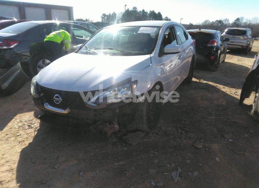 Photo 2 of 2019 Nissan Sentra S (VIN 3N1AB7APXKY358012)