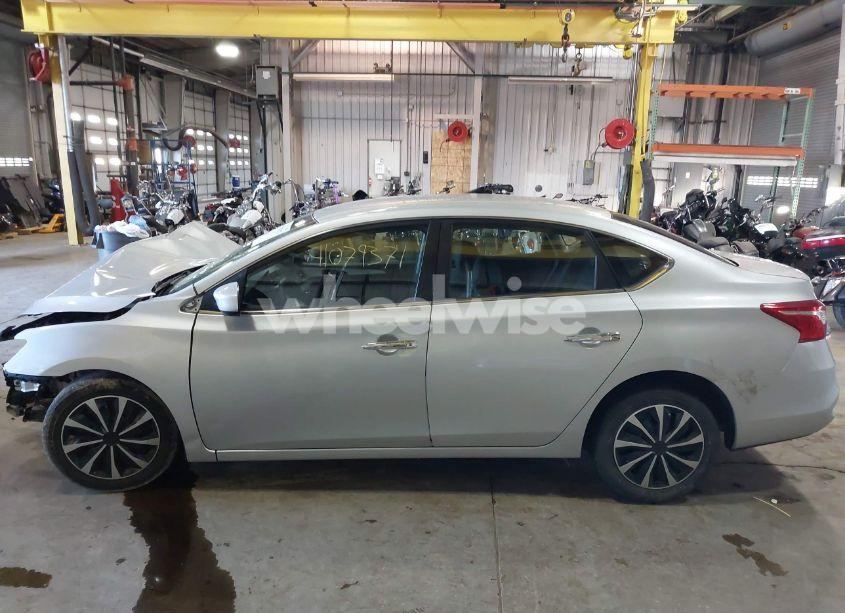 Photo 15 of 2019 Nissan Sentra S (VIN 3N1AB7APXKY359452)