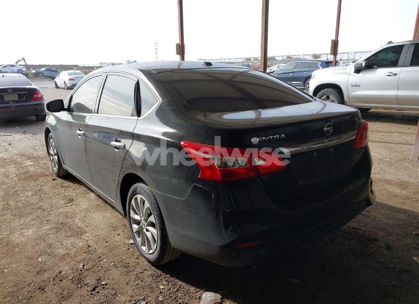 Photo 3 of 2019 Nissan Sentra SV (VIN 3N1AB7APXKY362108)