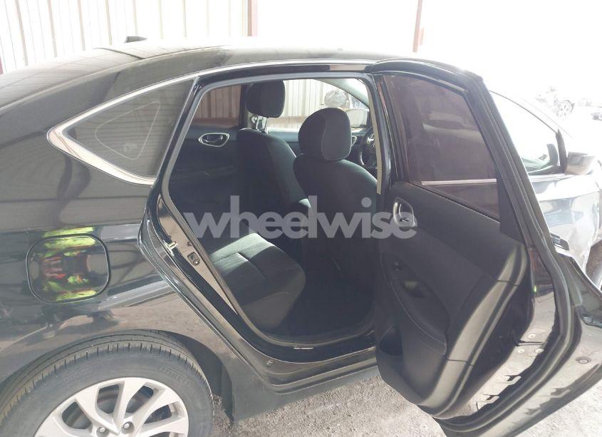 Photo 8 of 2019 Nissan Sentra SV (VIN 3N1AB7APXKY362108)