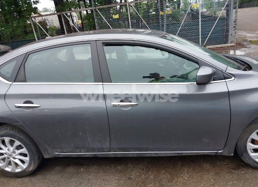 Photo 12 of 2019 Nissan Sentra SV (VIN 3N1AB7APXKY363355)