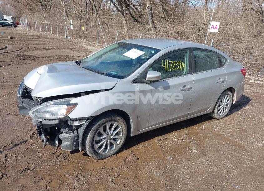 Photo 2 of 2019 Nissan Sentra SV (VIN 3N1AB7APXKY372220)