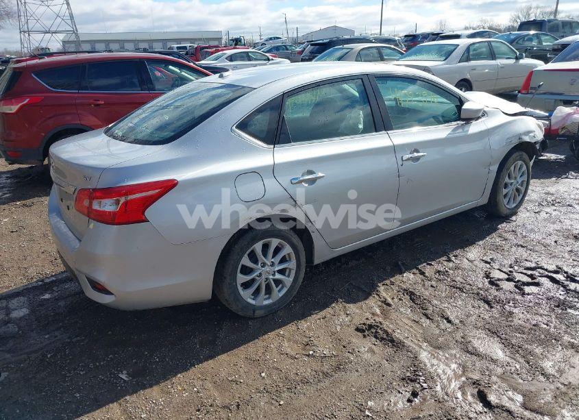 Photo 4 of 2019 Nissan Sentra SV (VIN 3N1AB7APXKY372220)