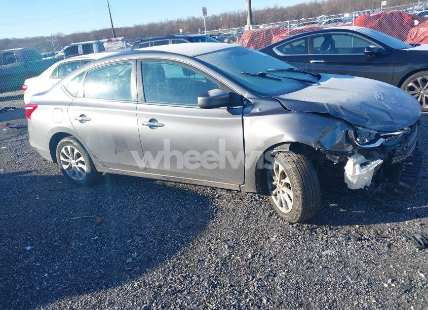 Photo 13 of 2019 Nissan Sentra SV (VIN 3N1AB7APXKY383945)