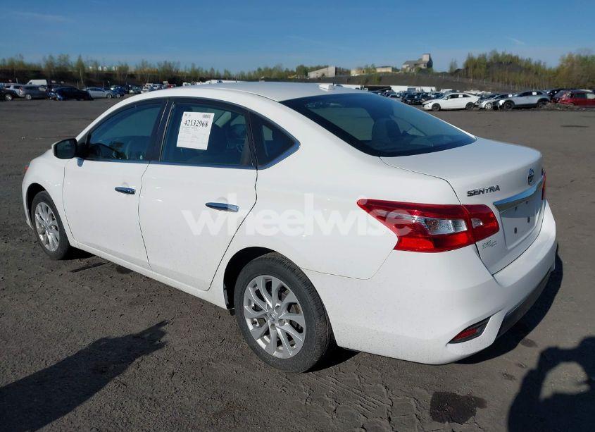 Photo 3 of 2019 Nissan Sentra SV (VIN 3N1AB7APXKY391804)